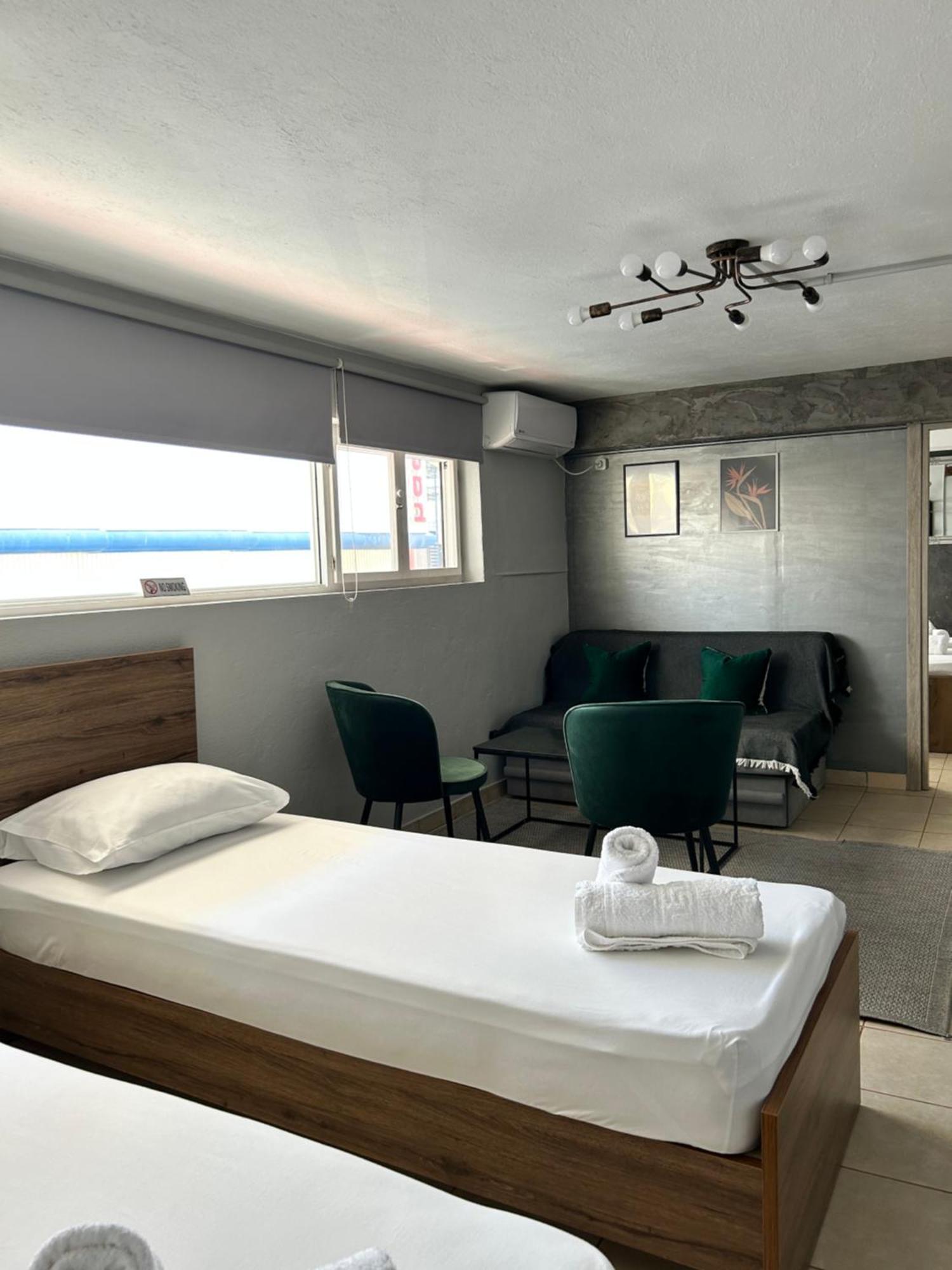 Theloft Apartment Kavála Luaran gambar